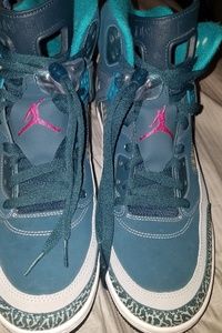 Jordan Spizike basketball shoes like new